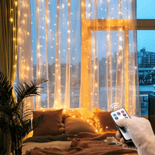 Charger l&#39;image dans la galerie, Curtain of String Lights with Remote